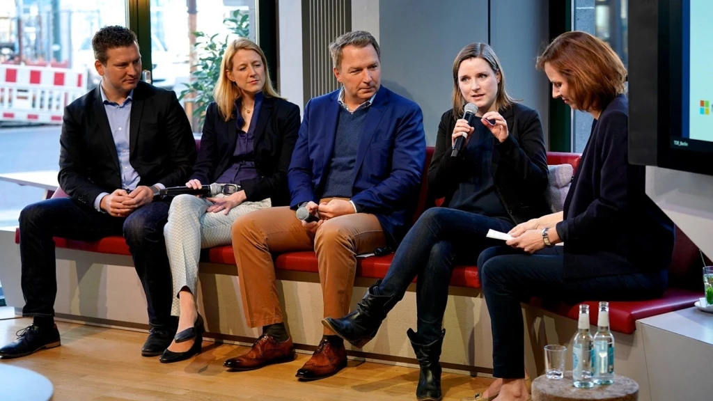 Diskussionsrunde auf dem dritten #digitalfueralle Frühstück bei Microsoft Berlin