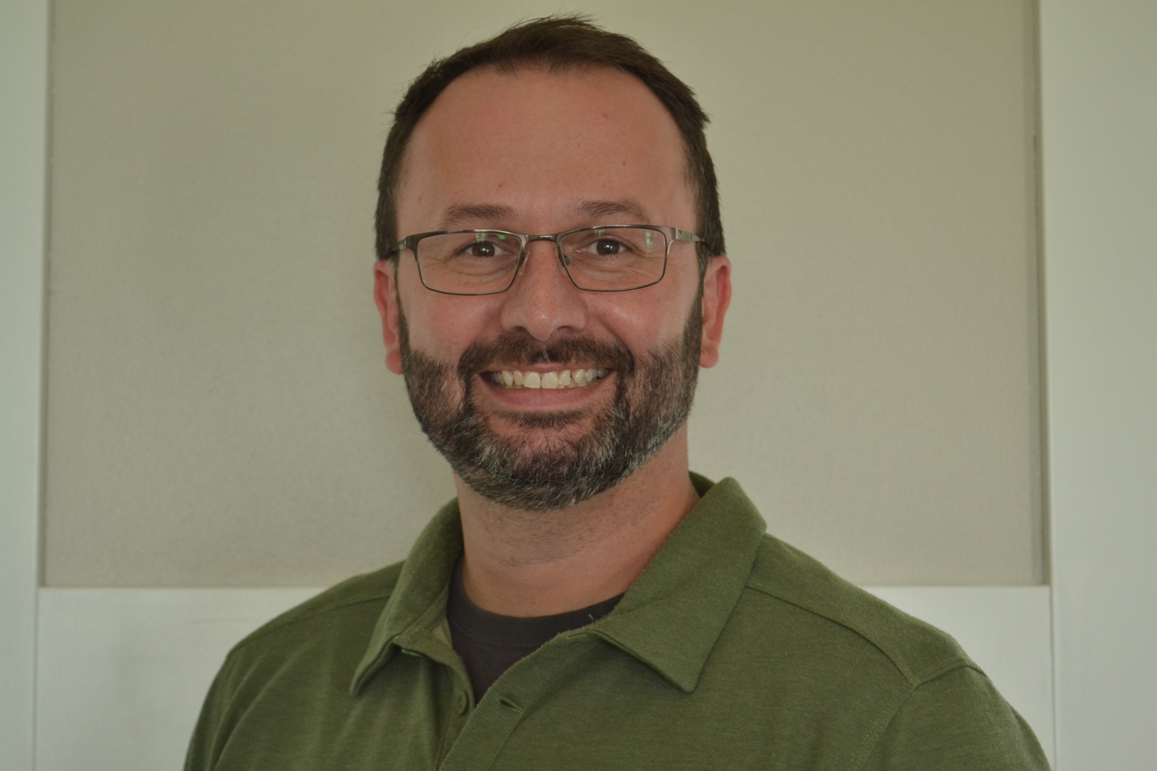 Brett Iwen head-shot