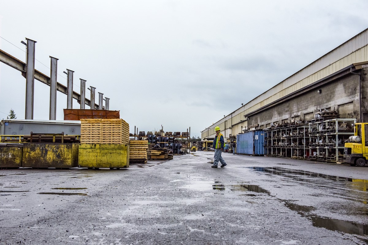 Real people. Frontline workers manufacture welding fittings for commercial construction applications. This forge and factory uses Microsoft products to support materials management, manufacturing, control of inventory, warehouse operations, shipping, and distribution, by enabling day-to-day business communications with staff, suppliers, vendors, and customers.