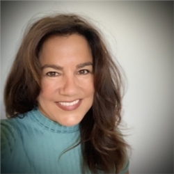 Robbee Minicola smiling for the camera