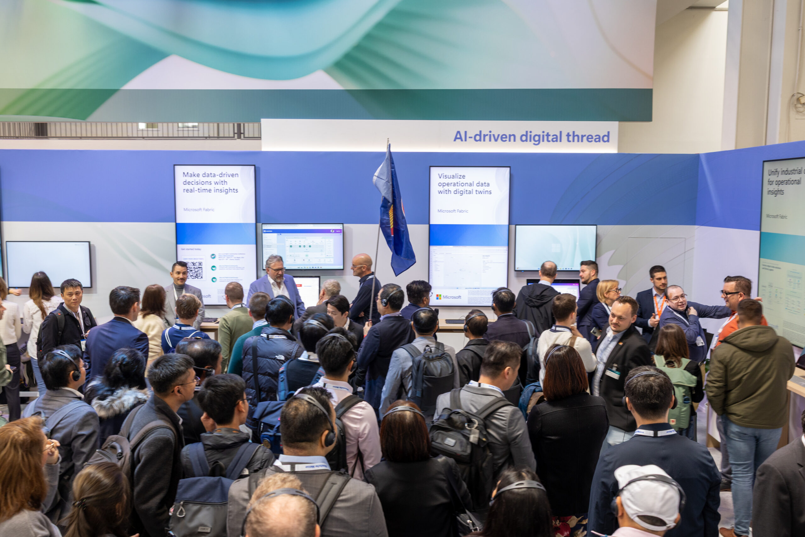 Hannover tour navigates through the Microsoft "AI-driven digital thread" neighborhood. 