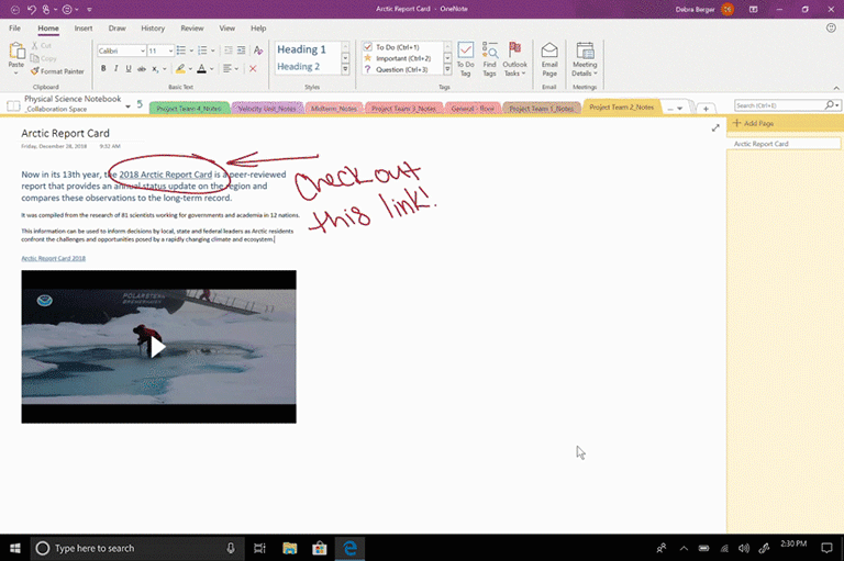 Animated image of Dark Mode being used in OneNote.