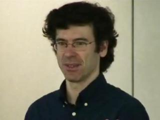 Jon Kleinberg posing for the camera