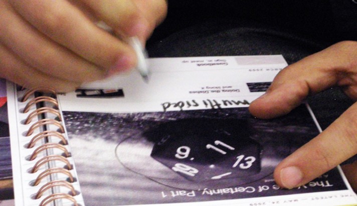 Natural behavior of framing part of the page and writing in reference to it