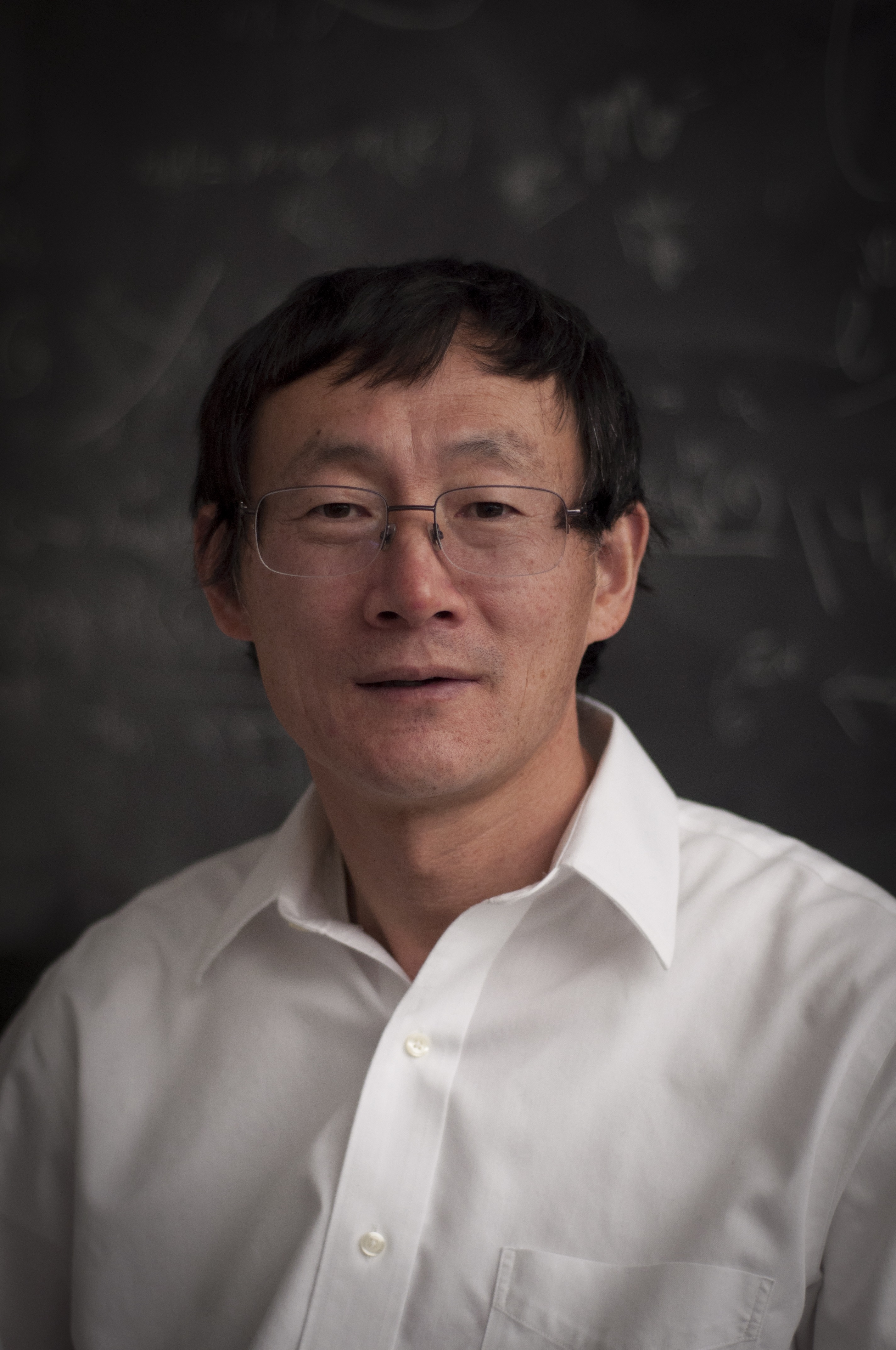 Portrait of Zhenghan Wang