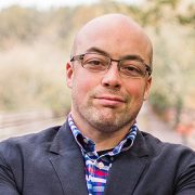 Dennis Mattoon的肖像