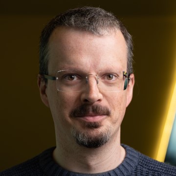 Portrait of Tim Deegan