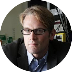 headshot of Tobias Kippenburg