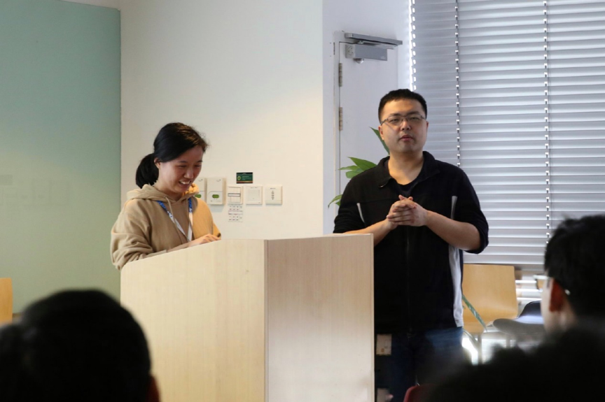 黄宏老师在做Final Talk 01