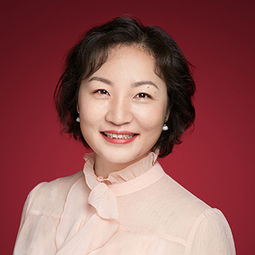 headshot of Ruihua Song