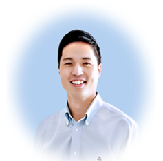 a person posing for the camera