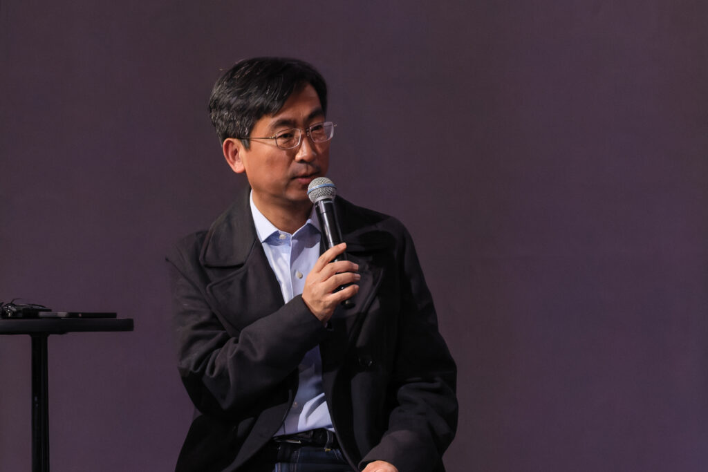 微软亚洲研究院资深首席研究员谢幸