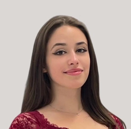 Dasha Metropolitansky的肖像