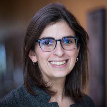 Portrait of Dr. Sara Murray