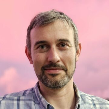 Portrait of Derek Hoiem