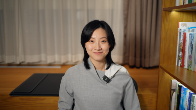 photo of Luna Qiu during the Microsoft Research Forum