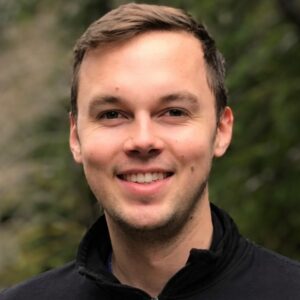 Neil Hinnant headshot.