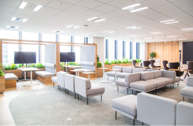 Microsoft Base 西梅田の画像1