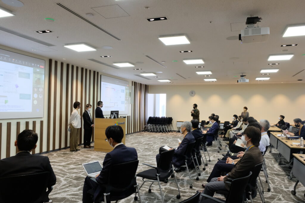 会場全体の写真