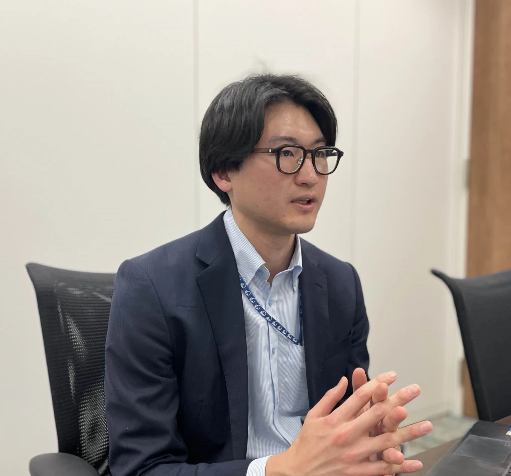 インタビュー対談者佐藤氏