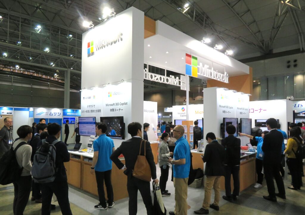 日本マイクロソフト展示ブース
